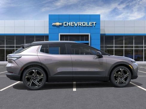 New 2026 Chevrolet Equinox EV LT w/ Convenience Package II AWD/4WD image 5