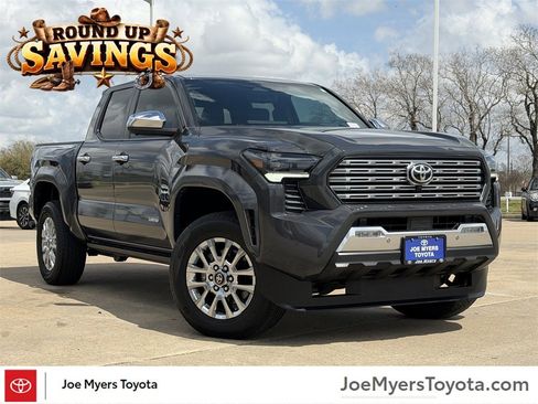 Used 2025 Toyota Tacoma Limited image 2