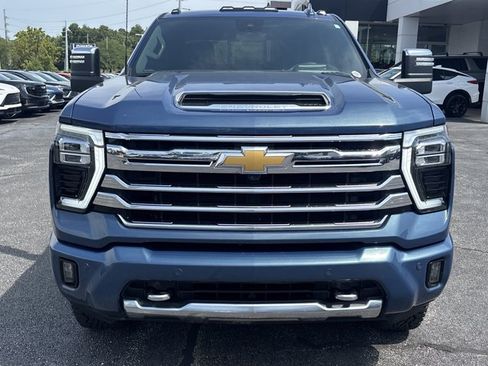 Used 2024 Chevrolet Silverado 2500 High Country w/ Technology Package AWD/4WD image 10