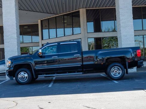 Used 2018 GMC Sierra 3500 Denali w/ Duramax Plus Package AWD/4WD image 5