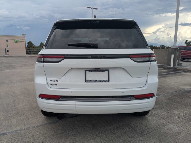 New 2026 Jeep Grand Cherokee Limited AWD/4WD image 5