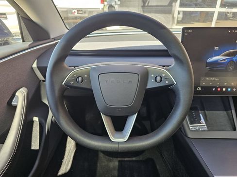 Used 2025 Tesla Model 3 Long Range RWD image 23