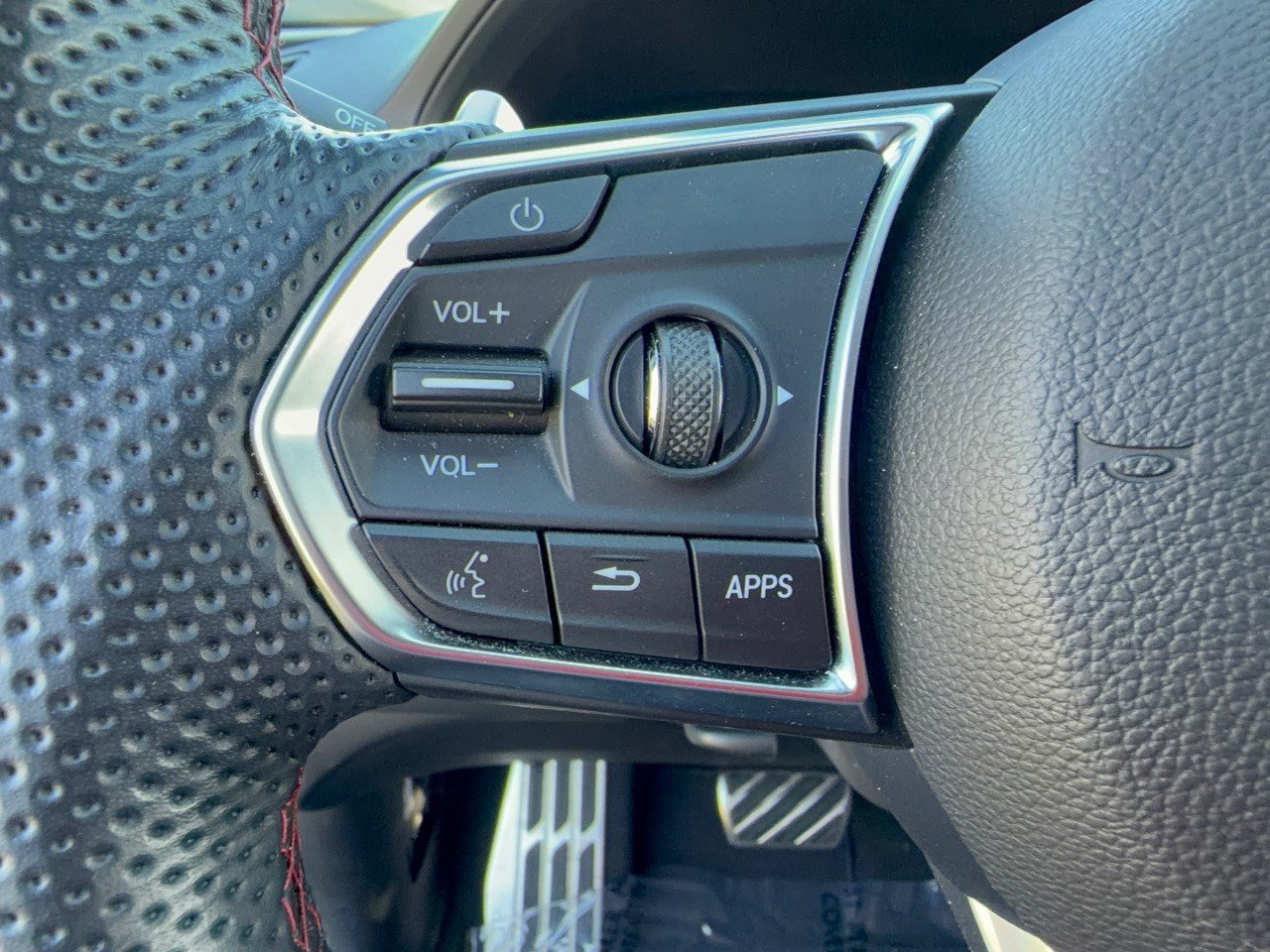 Used 2023 Acura RDX w/ Advance Package FWD image 18
