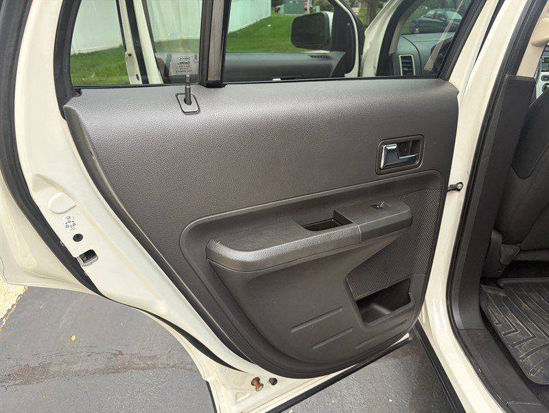 Used 2008 Ford Edge SEL FWD image 40