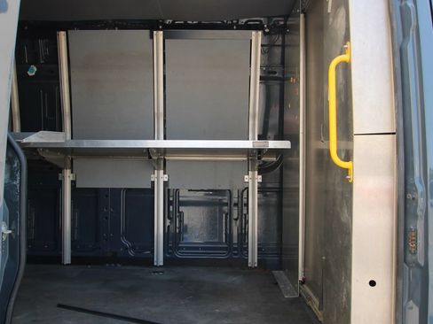 Used 2019 Mercedes-Benz Sprinter 170 image 12