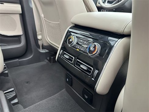 Certified 2023 Lincoln Aviator AWD w/ Premium Package image 40