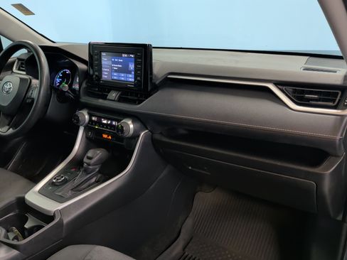 Used 2021 Toyota RAV4 XLE image 35