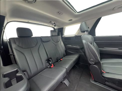 Used 2025 Hyundai Palisade Limited FWD image 31