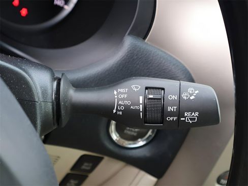 Used 2021 Lexus GX 460 Premium w/ Accessory Package image 34