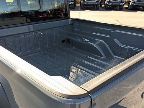 New 2026 Jeep Gladiator Sport image 28