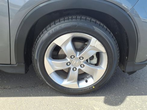 Used 2021 Honda HR-V LX image 9