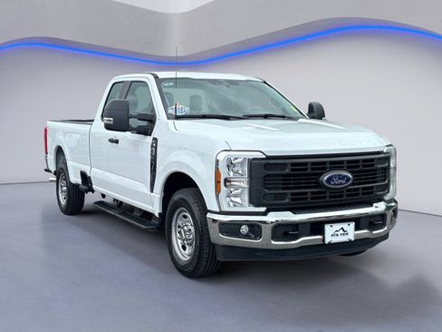 Used 2024 Ford F250 XL w/ XL Driver Assist Package RWD image 9