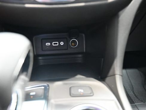 Used 2024 Chevrolet Equinox LT w/ LPO, Floor Liner Package AWD/4WD image 20