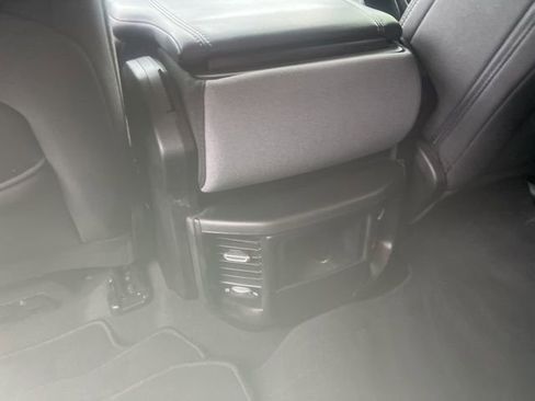 Used 2020 RAM 1500 Big Horn AWD/4WD image 23