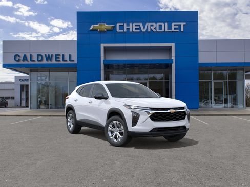 New 2026 Chevrolet Trax LS FWD image 1