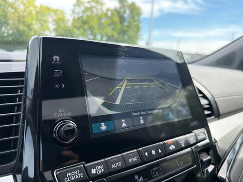 Certified 2024 Honda Odyssey Touring image 31