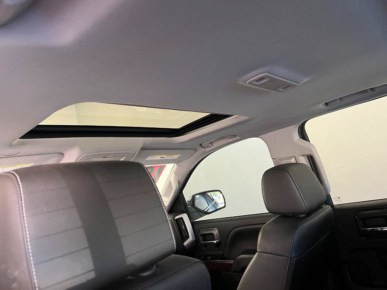 Used 2018 GMC Sierra 1500 SLT AWD/4WD image 57