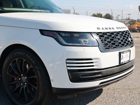 Used 2018 Land Rover Range Rover HSE image 7
