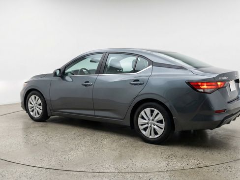Used 2025 Nissan Sentra S image 6