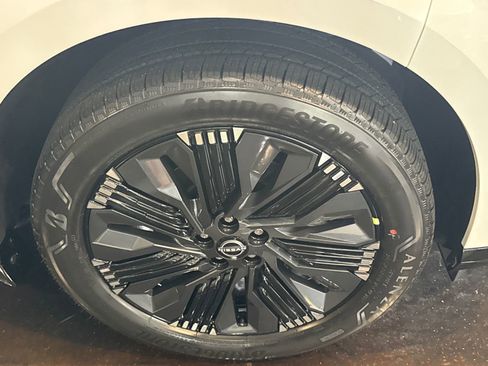New 2026 Nissan Murano Platinum w/ Cargo Package AWD/4WD image 12