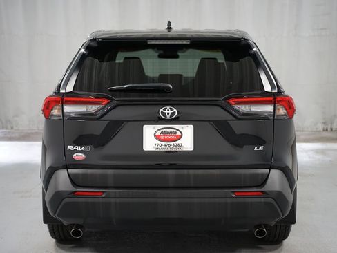 Certified 2024 Toyota RAV4 LE FWD image 7