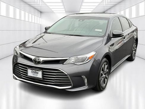 Used 2018 Toyota Avalon XLE Premium image 1