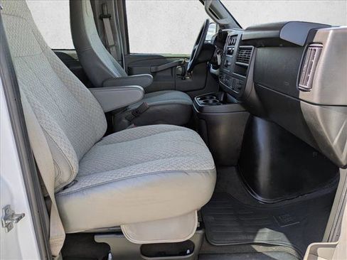 Used 2023 Chevrolet Express 3500 LT w/ LT Preferred Equipment Group RWD image 20