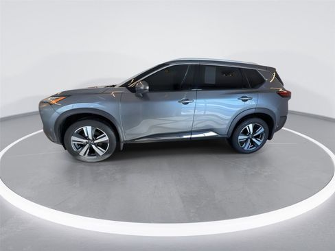 Used 2023 Nissan Rogue SL w/ SL Premium Package image 5