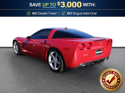 Used 2005 Chevrolet Corvette Coupe w/ Preferred Equipment Group RWD image 4