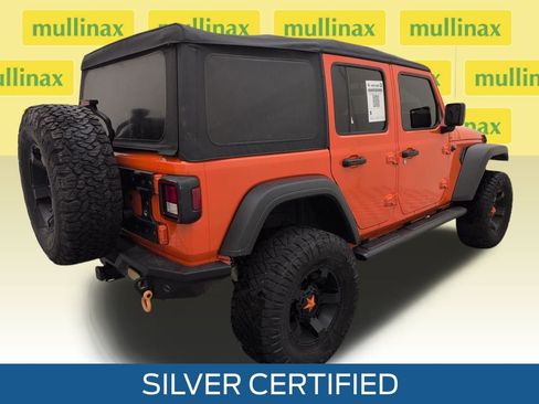 Used 2018 Jeep Wrangler Unlimited Sport S image 4