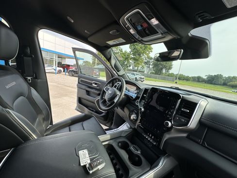 Used 2026 RAM 1500 Laramie AWD/4WD image 43