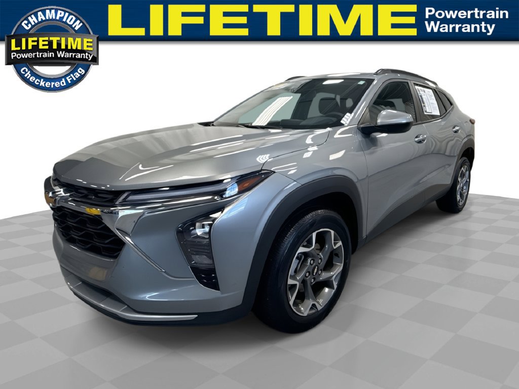 Certified 2024 Chevrolet Trax LT FWD image 1