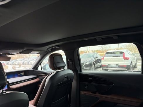 New 2026 Lincoln Nautilus Reserve image 8