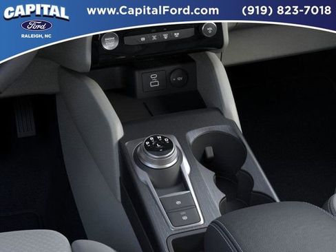 New 2026 Ford Escape SE image 15