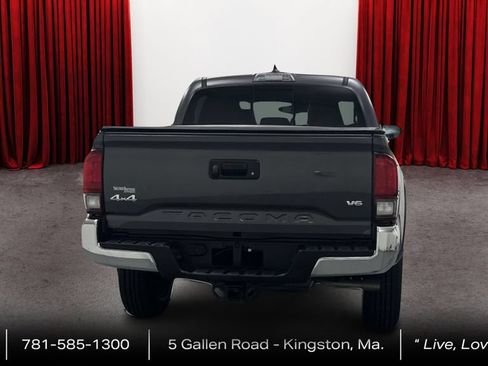 Certified 2023 Toyota Tacoma SR5 AWD/4WD image 6