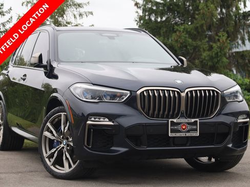 Used 2021 BMW X5 M50i image 1