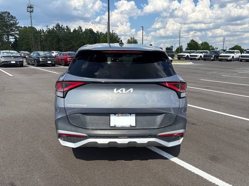 Used 2023 Kia Sportage EX FWD image 23