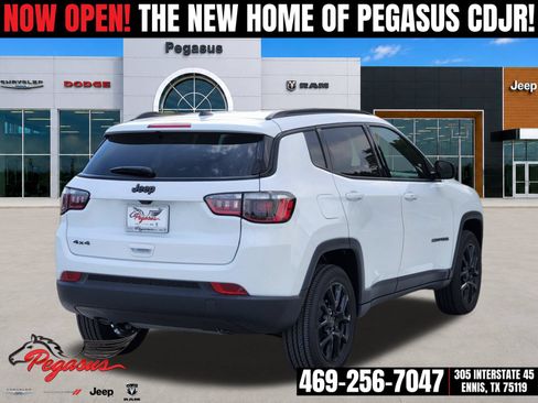 New 2026 Jeep Compass Latitude AWD/4WD image 5