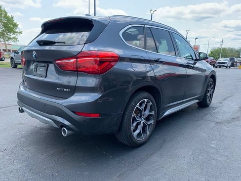 Used 2021 BMW X1 xDrive28i w/ Convenience Package AWD/4WD image 3