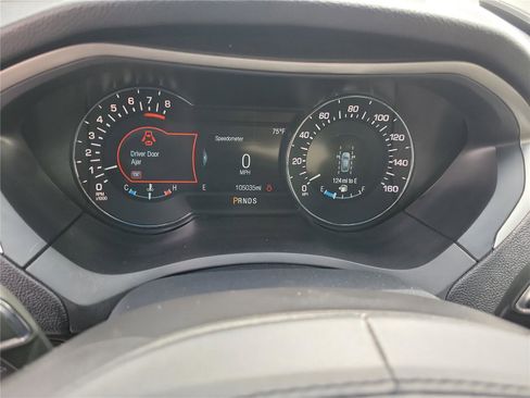 Used 2018 Lincoln MKZ Select w/ Technology Package FWD image 27