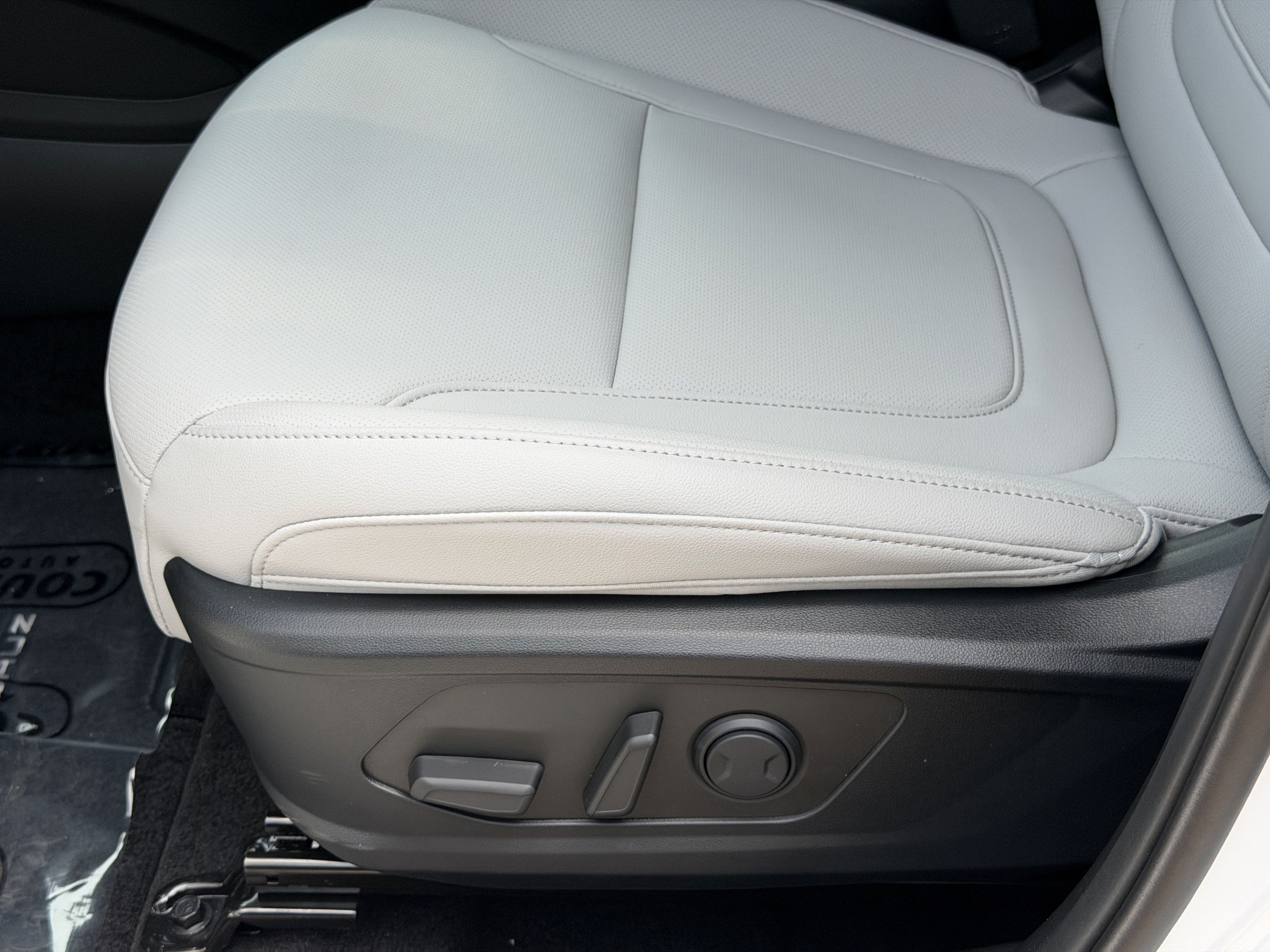 New 2027 Hyundai Santa Cruz SEL FWD image 19