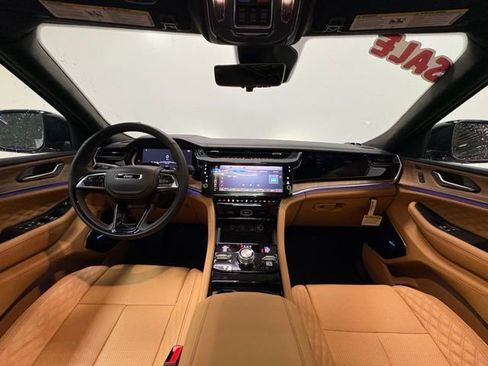 New 2026 Jeep Grand Cherokee L Summit AWD/4WD image 15