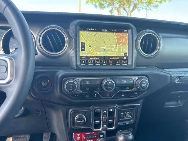 Used 2023 Jeep Wrangler Unlimited Rubicon 4xe AWD/4WD image 18