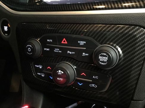 Used 2022 Dodge Charger R/T w/ Blacktop Package image 23