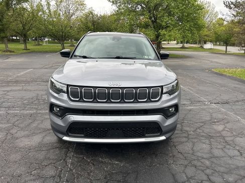 Used 2022 Jeep Compass Limited AWD/4WD image 2