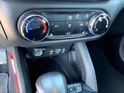 Used 2023 Chevrolet TrailBlazer RS FWD image 20