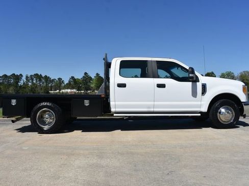 Used 2017 Ford F350 XL w/ Power Equipment Group image 9
