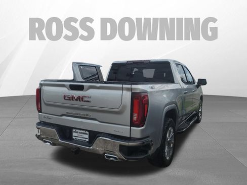 Used 2022 GMC Sierra 1500 SLT AWD/4WD image 2
