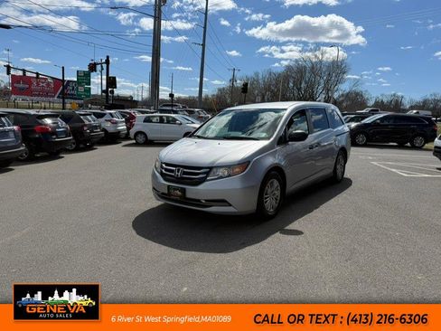 Used 2014 Honda Odyssey LX image 1