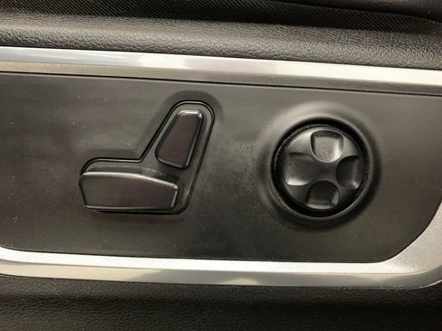 Used 2019 RAM 1500 Laramie image 5